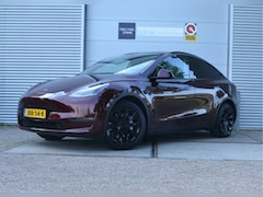 Tesla Model Y - Long Range AWD 75 kWh AutoPilot, 20" Aluminium