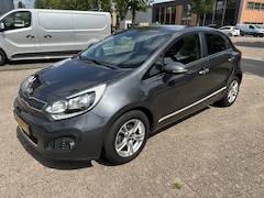Kia Rio - 1.2 CVVT Super Pack NAVI CLIMA CRUISE PDC TRHK