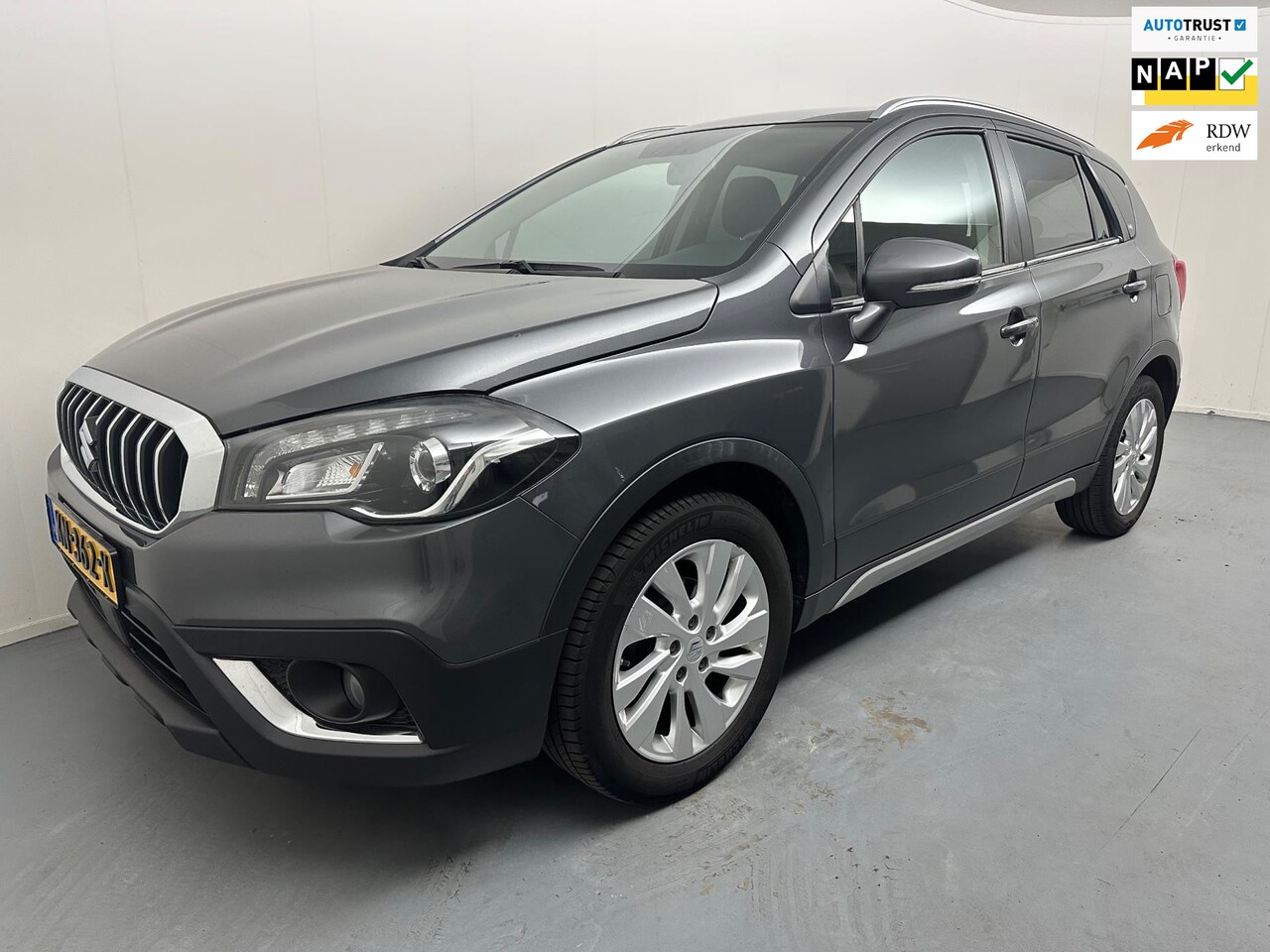 Suzuki S-Cross - 1.0 Boosterjet Exclusive # Clima # Trekhaak # Camera # Dealer onderhouden # Lmv - AutoWereld.nl