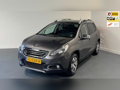 Peugeot 2008 - 1.2 PureTech Style | NL-AUTO | 1E EIGENAAR | DEALER OND.| TREKHAAK | PARKEERSENS. |