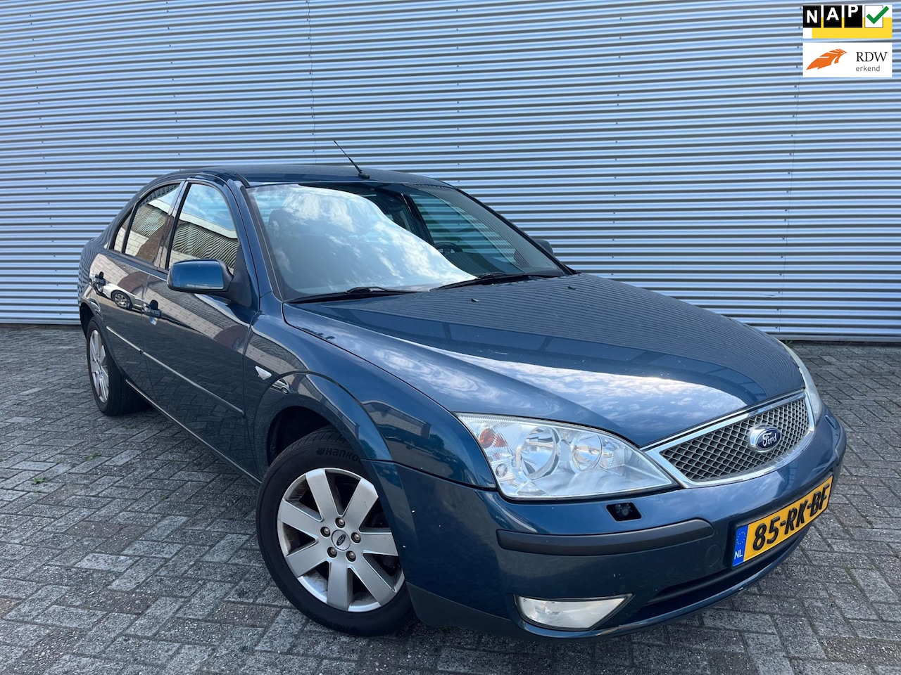 Ford Mondeo - 1.8-16V Futura|Airco|Cruise|Trekhaak| - AutoWereld.nl
