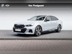 BMW i5 - Sedan M60 xDrive 84 kWh
