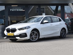 BMW 1-serie - 118i Sport line | STOELVERWARMING | APPLE CARPLAY | ANDROID AUTO | NAP | SFEERVERLICHTING