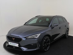 CUPRA Leon Sportstourer - 1.4 e-Hybrid VZ Performance | Trekhaak | Adaptieve demping | Keyless | 3-zone airco | Park