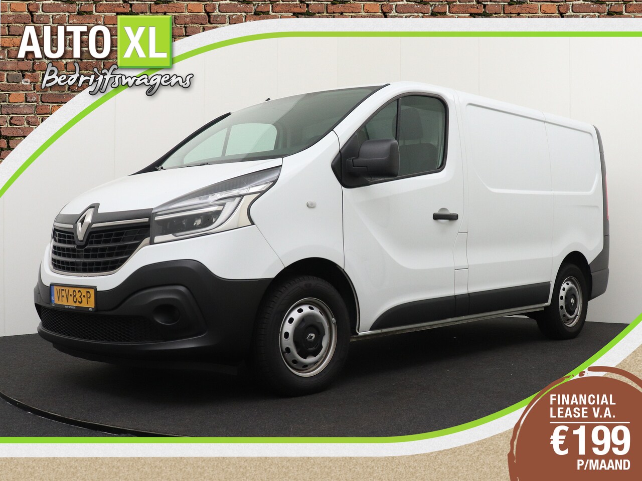 Renault Trafic - 2.0 dCi 120 PK T29 L1H1 Comfort 3-Pers Carplay Navi Trekhaak - AutoWereld.nl