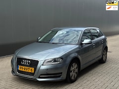 Audi A3 Sportback - 1.6 TDI Attraction Business Edition