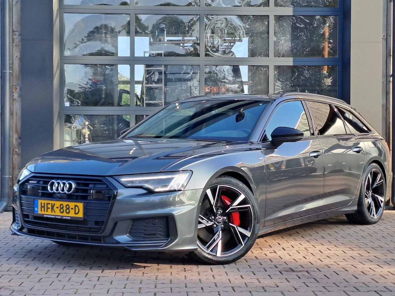 Audi A6 Avant - 55 TFSIe quattro 367PK Pro Line S Competition PHEV | LED Matrix | Pano | Tour | Park assis - AutoWereld.nl