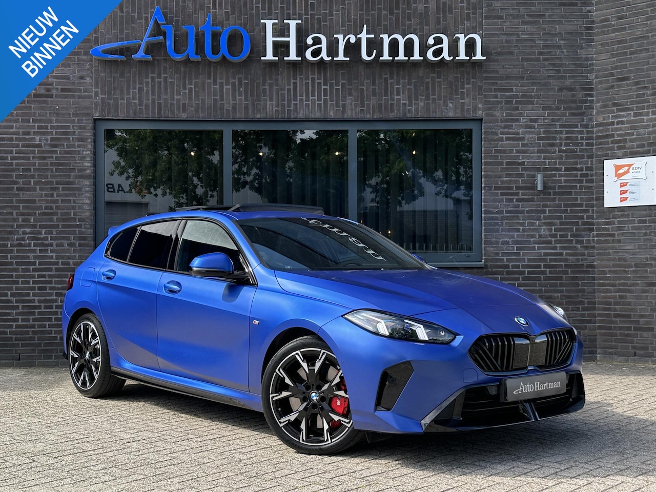 BMW 1-serie - 120 M Sport Pro PANO|H&K|SPORTSTOELEN|ACC|19INCH - AutoWereld.nl