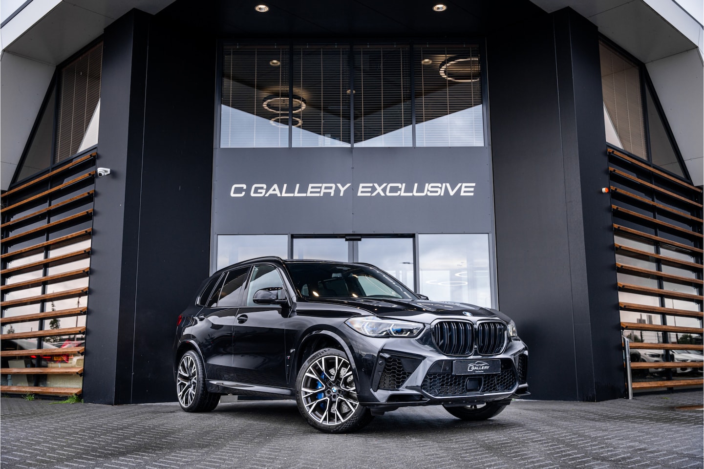 BMW X5 - M Competition - NAP l SkyLounge l NightVison l Panorama l BW Audio - AutoWereld.nl