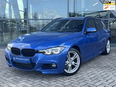 BMW 3-serie Touring - 318i M Sport Corporate Lease Stoelverwarming / Eletr Trekhaak / LED