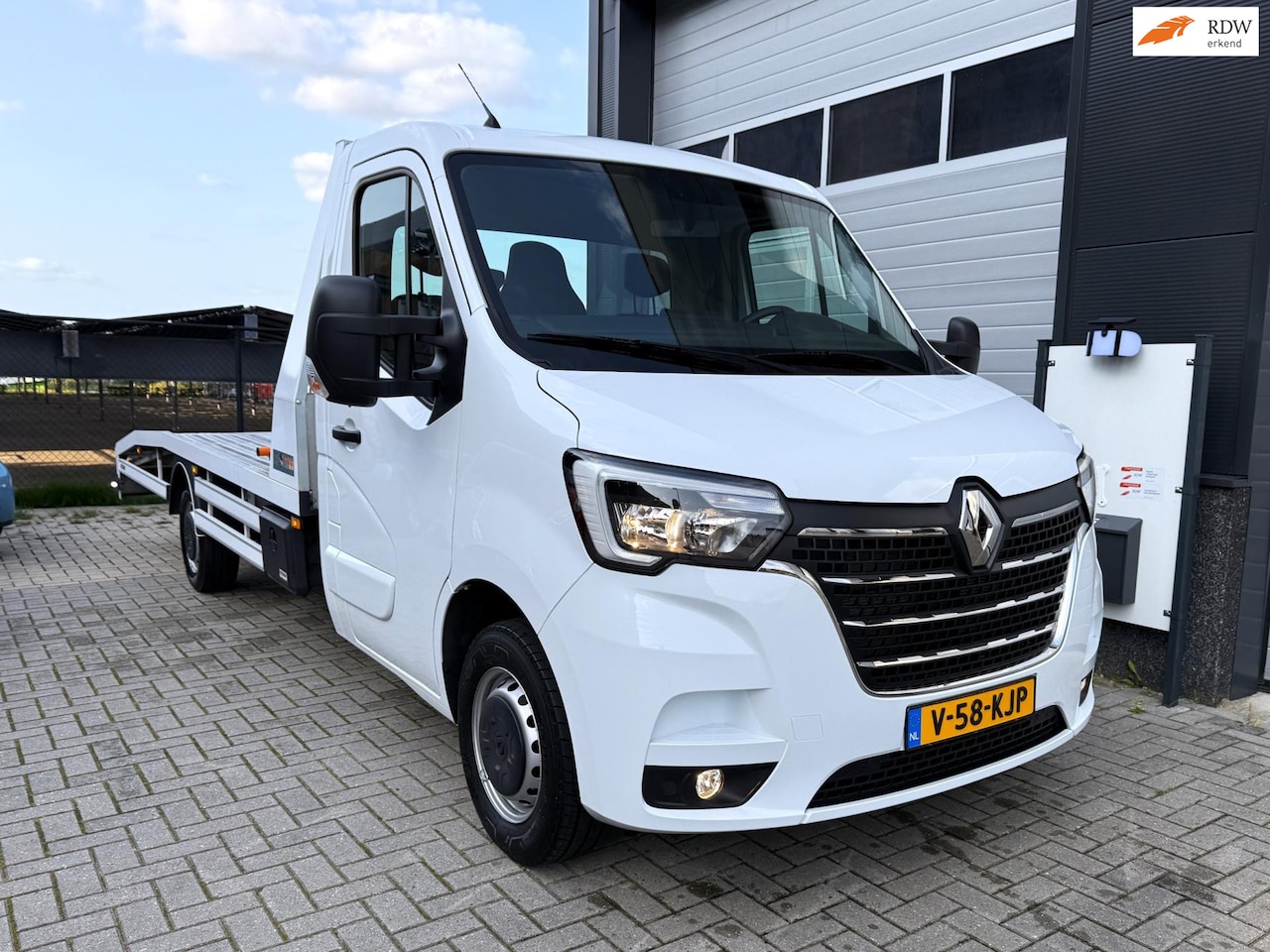 Renault Master - T35 2.3 dCi 165 L3 EL Energy Euro 6 Oprijwagen - Luchtvering - 1210 KG laadvermogen - AutoWereld.nl