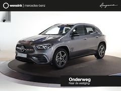 Mercedes-Benz GLA-Klasse - 250 e Business Solution AMG | Trekhaak | Winterpack | Dodehoek detectie | Apple Carplay |