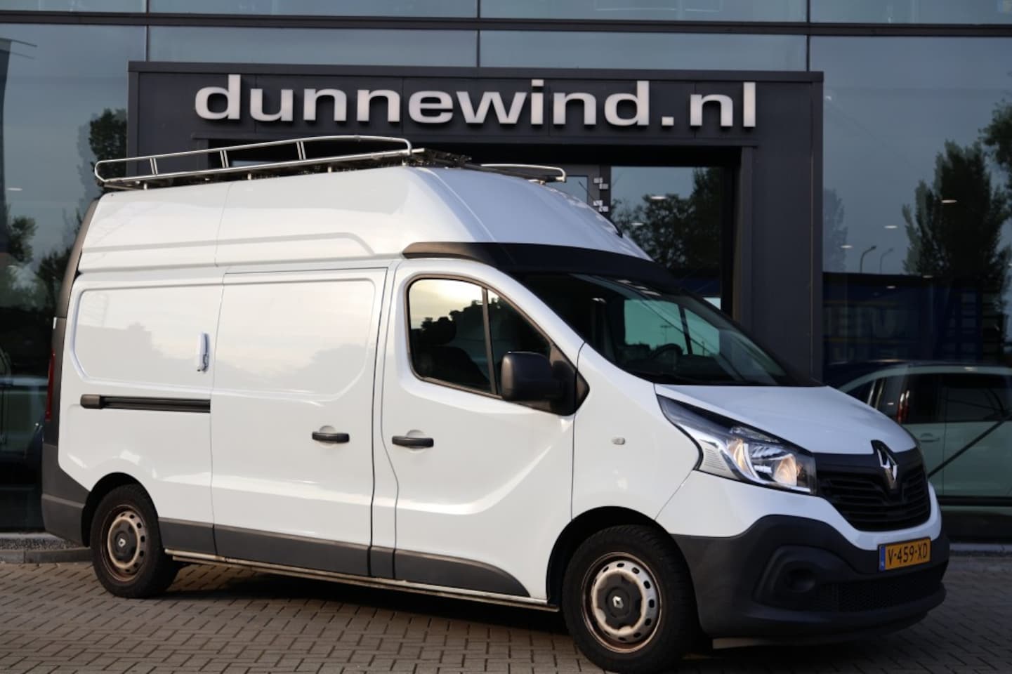 Renault Trafic - L2H2 1.6 Dci AIRCO*CRUISE*BLUETOOTH*PDC*TREKHAAK*NL-Auto - AutoWereld.nl