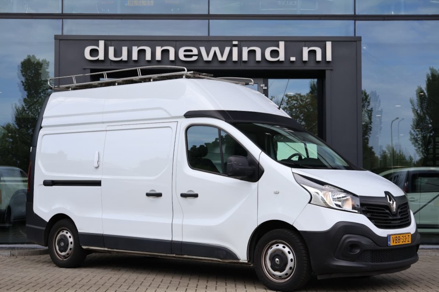 Renault Trafic - L2H2 1.6 Dci AIRCO*CRUISE*BLUETOOTH*PDC*TREKHAAK*NL-Auto - AutoWereld.nl