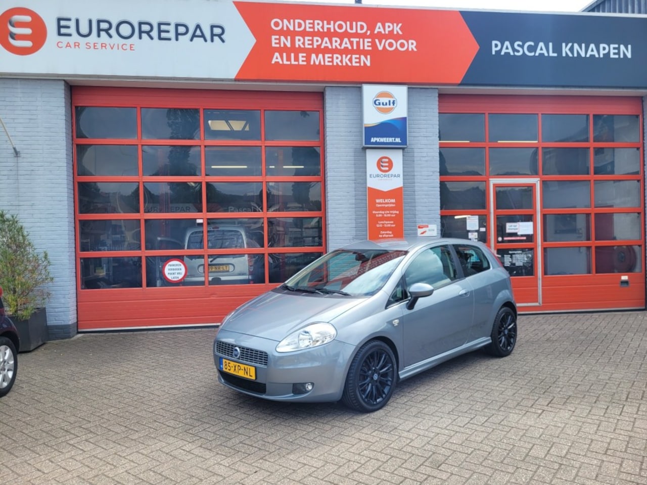 Fiat Punto - 1.4-16V Young 1.4-16V YOUNG - AutoWereld.nl