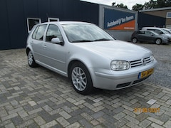 Volkswagen Golf - SCHADE 1.9 TDI 130 Highline H6