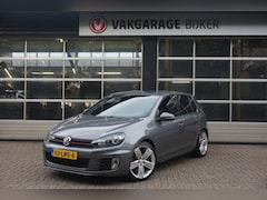 Volkswagen Golf - 2.0 GTI