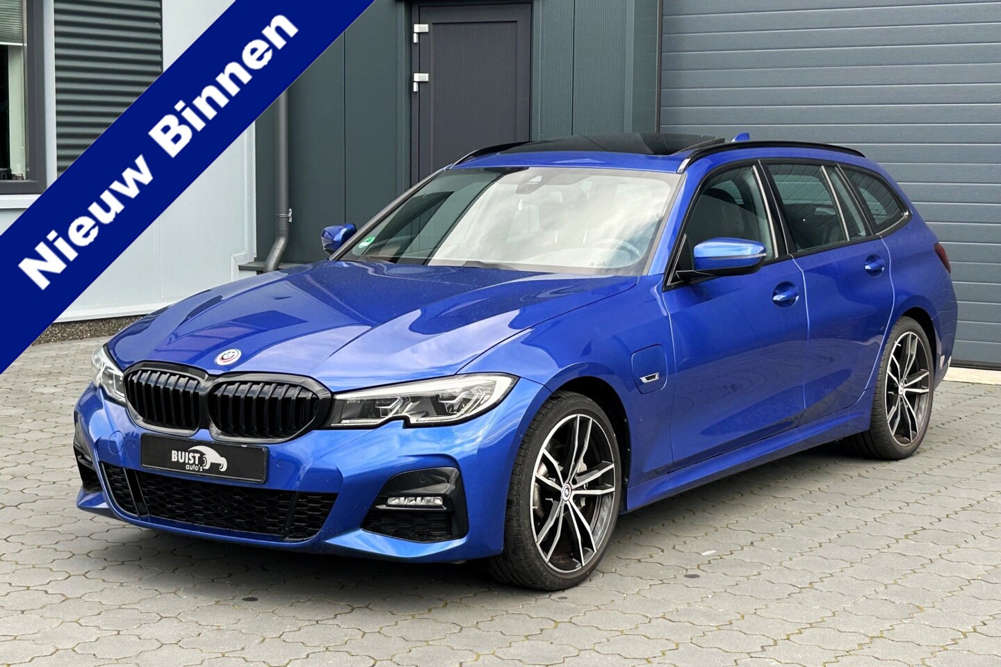 BMW 3-serie Touring - 330e 293pk M-Sport PANO LASER HUD KEYLESS 40873KM! - AutoWereld.nl