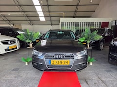 Audi A4 Avant - 2.0 TDI AUT PRO LINE NAVI FACELIFT 2013