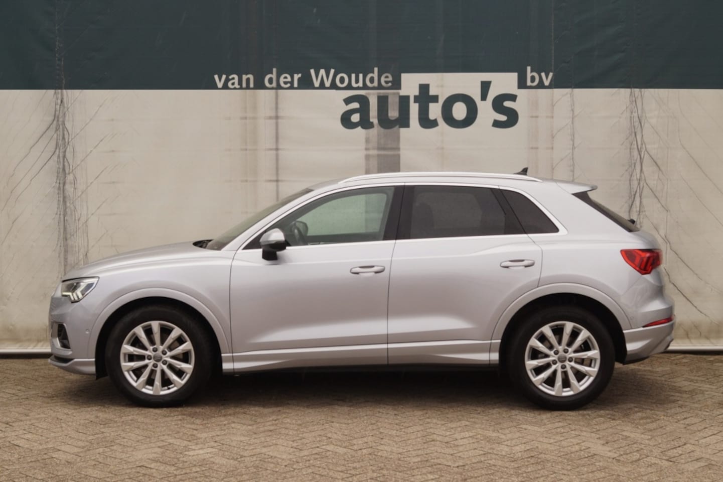 Audi Q3 - 35 TDI 150pk Automaat Advanced Platinum Pro PlusLine - AutoWereld.nl
