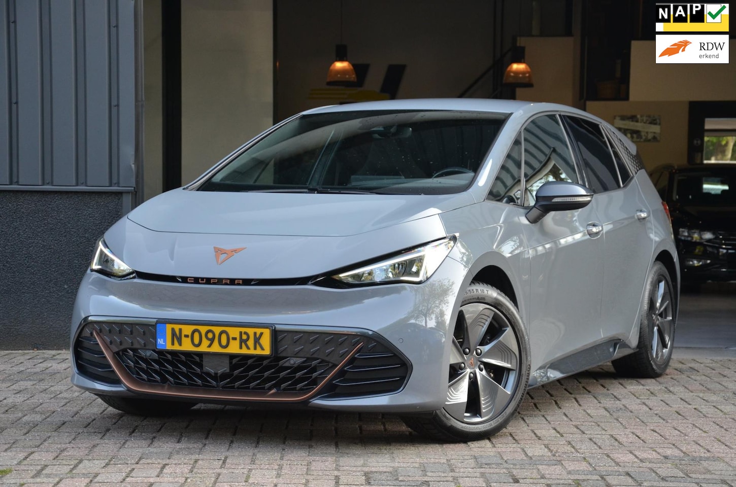 CUPRA Born - Business One 62 kWh LED|18inch|CarPlay|Stoelverw. - AutoWereld.nl