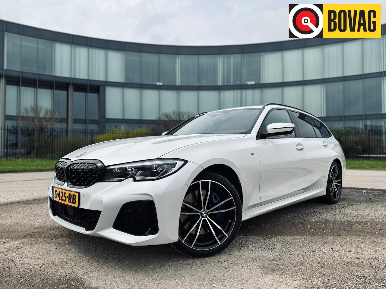BMW 3-serie Touring - M340i xDrive High Executive M340i xDrive High Executive - AutoWereld.nl