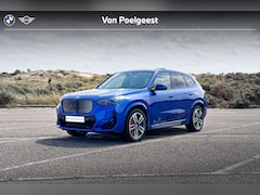 BMW iX1 - eDrive20 67 kWh | M Sport | Glazen Panoramadak | Harman Kardon | Stoelverwarming |