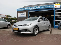 Toyota Auris Touring Sports - 1.8 Hybrid Dynamic 1 eig.dealerauto btw auto