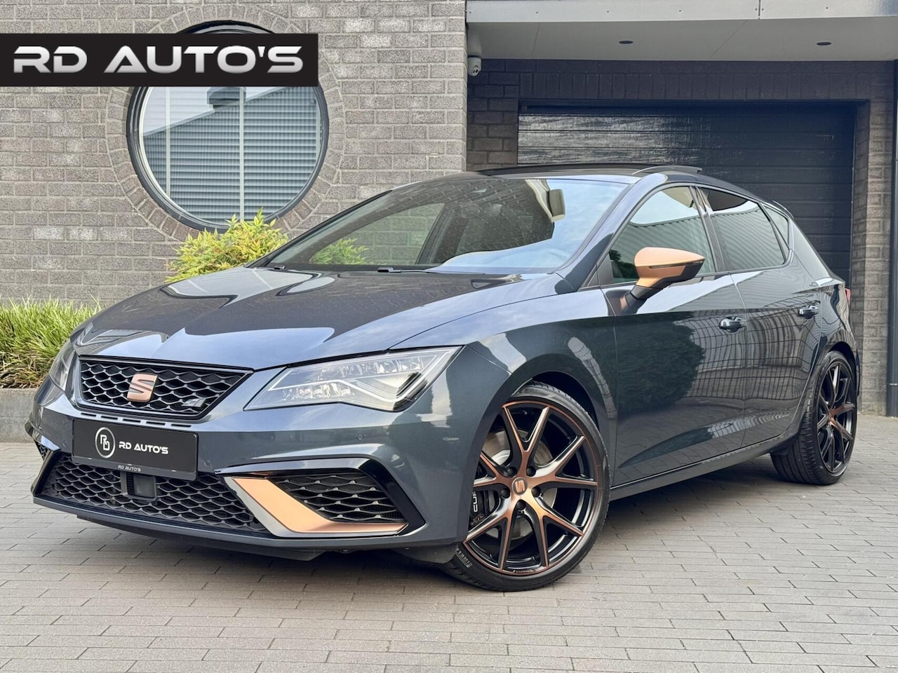 SEAT Leon - 2.0 TSI CUPRA 290 Pano Schaalstoelen Virtual Beats - AutoWereld.nl