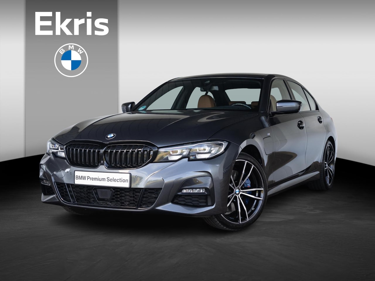 BMW 3-serie - Sedan 330e | Entertainment Pack | Sportstoelen | Harman Kardon | Active Cruise Control | S - AutoWereld.nl