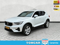 Volvo XC40 - 2.0 B3 Core | Trekhaak | Comfort Stoelen | Adaptieve cruise control | Stoel- Stuurverwarmi