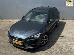 SEAT Leon Sportstourer - 1.5 eTSI FR LAUNCHE EDITION PANORAMADAK TREKHAAK STOELVERWARMING NAP NEDERLANDSE AUTO