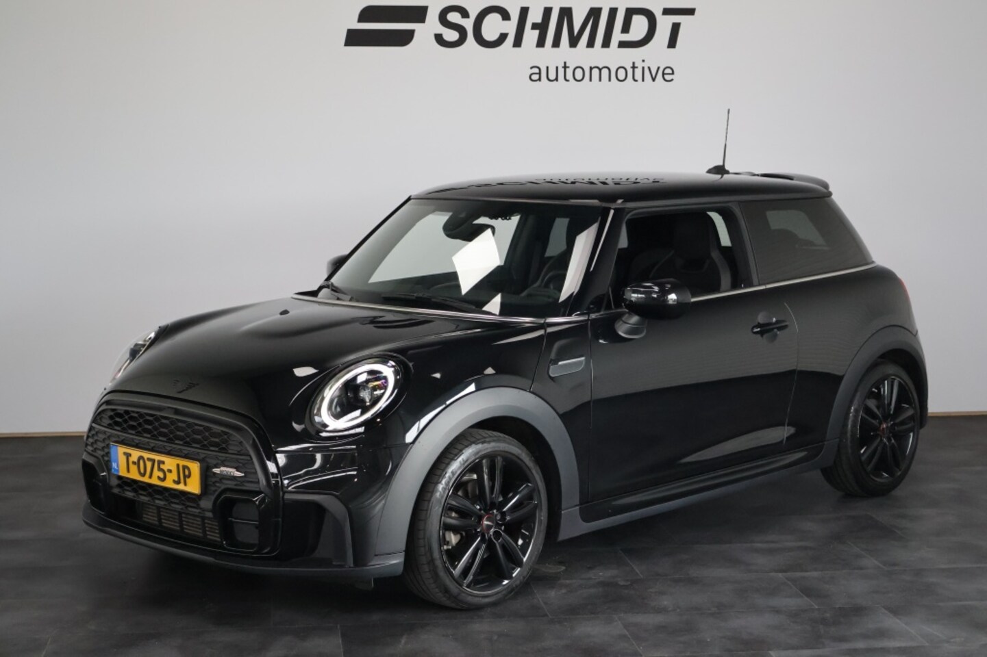 MINI Cooper - Mini 1.5 Rockingham GT | John Cooper Works | Automaat - AutoWereld.nl