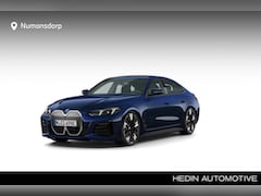 BMW i4 - eDrive40 | M-Sport | 20'' | S/k-dak | HiFi | Comf. Acc. | Trekhaak | Stuur + stoelverw. |