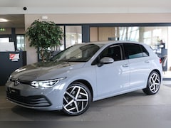 Volkswagen Golf - 8 1.5 eTSI Life DSG 150PK HuD IQ Led Navi