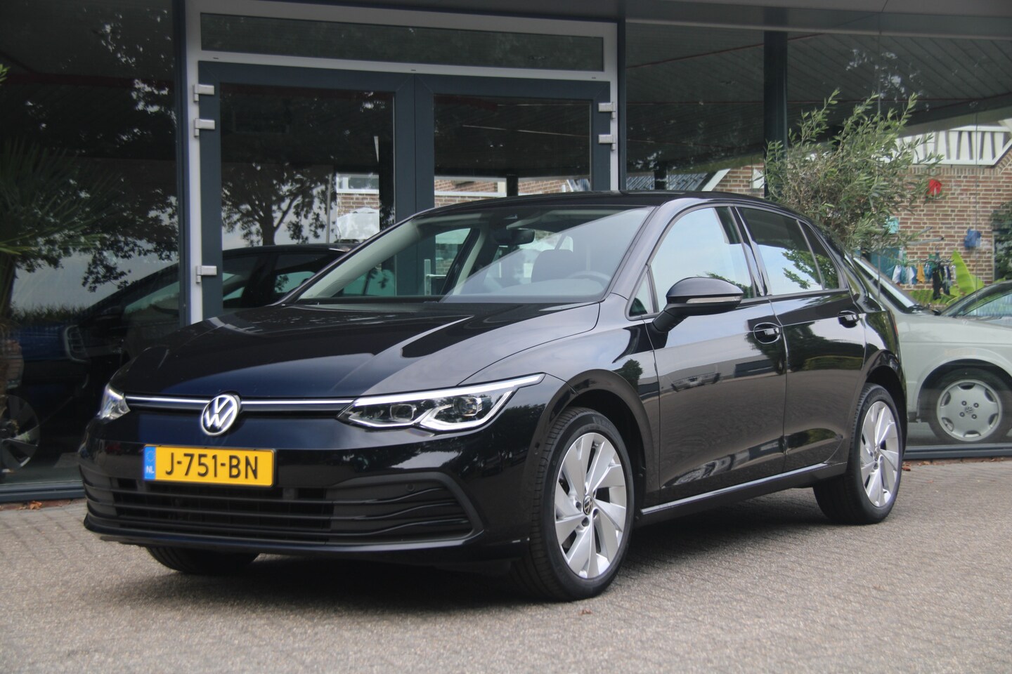 Volkswagen Golf - 1.5 TSI Life Business 1.5 TSI Life Business - AutoWereld.nl