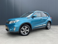 Suzuki Vitara - 1.6 High Executive PANO DAK ADAPT CRUISE CAMERA ALCANTARA LED NAVI ECC TREKHAAK