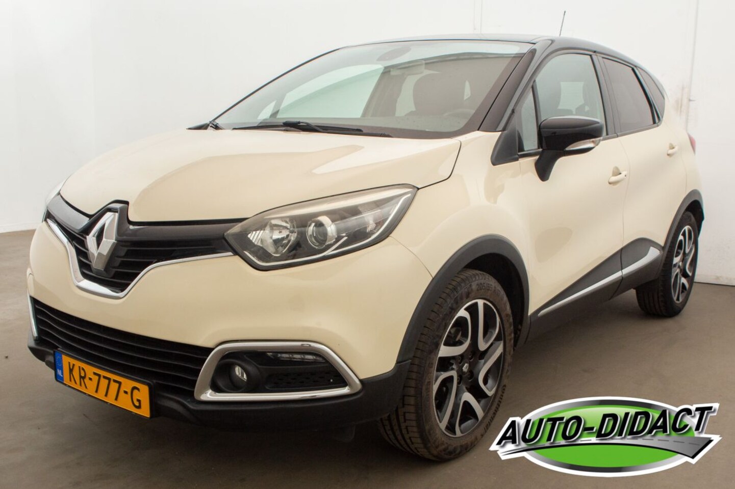 Renault Captur - 0.9 TCe Clima Dynamique - AutoWereld.nl