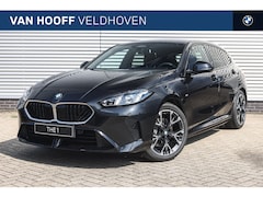 BMW 1-serie - 120 M Sport Automaat / Sportstoelen / Adaptieve LED / Achteruitrijcamera / Comfort Access