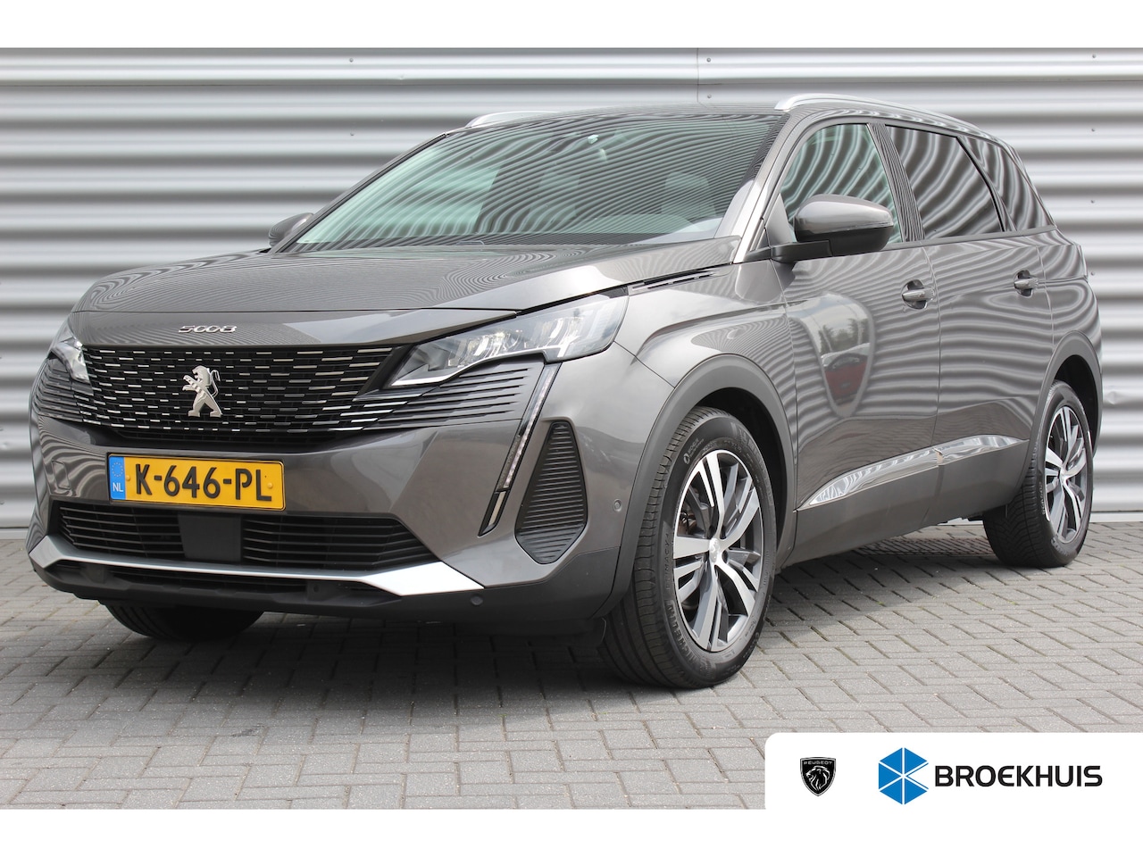 Peugeot 5008 - 1.2 PURETECH 130PK 7-ZITS ALLURE PACK / NAVI / LEDER / CLIMA / PDC / 19" LMV / CAMERA / KE - AutoWereld.nl