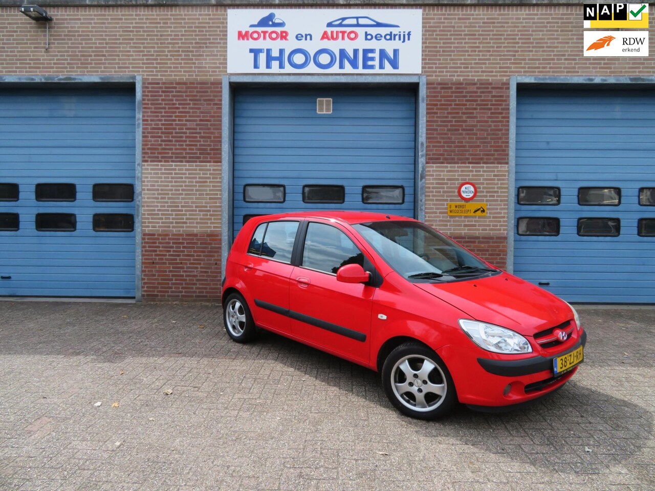 Hyundai Getz - 1.4i Active Cool|5 deurs|airco|airbags|elektrisch bedienbare ramen - AutoWereld.nl