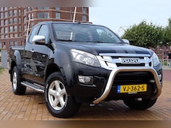 Isuzu D-Max - 2.5 Ext Cab LS Automaat 4X4 174dkm Topstaat