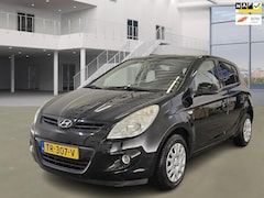Hyundai i20 - 1.2i i-Drive/AIRCO/ELECRAMEN VOOR