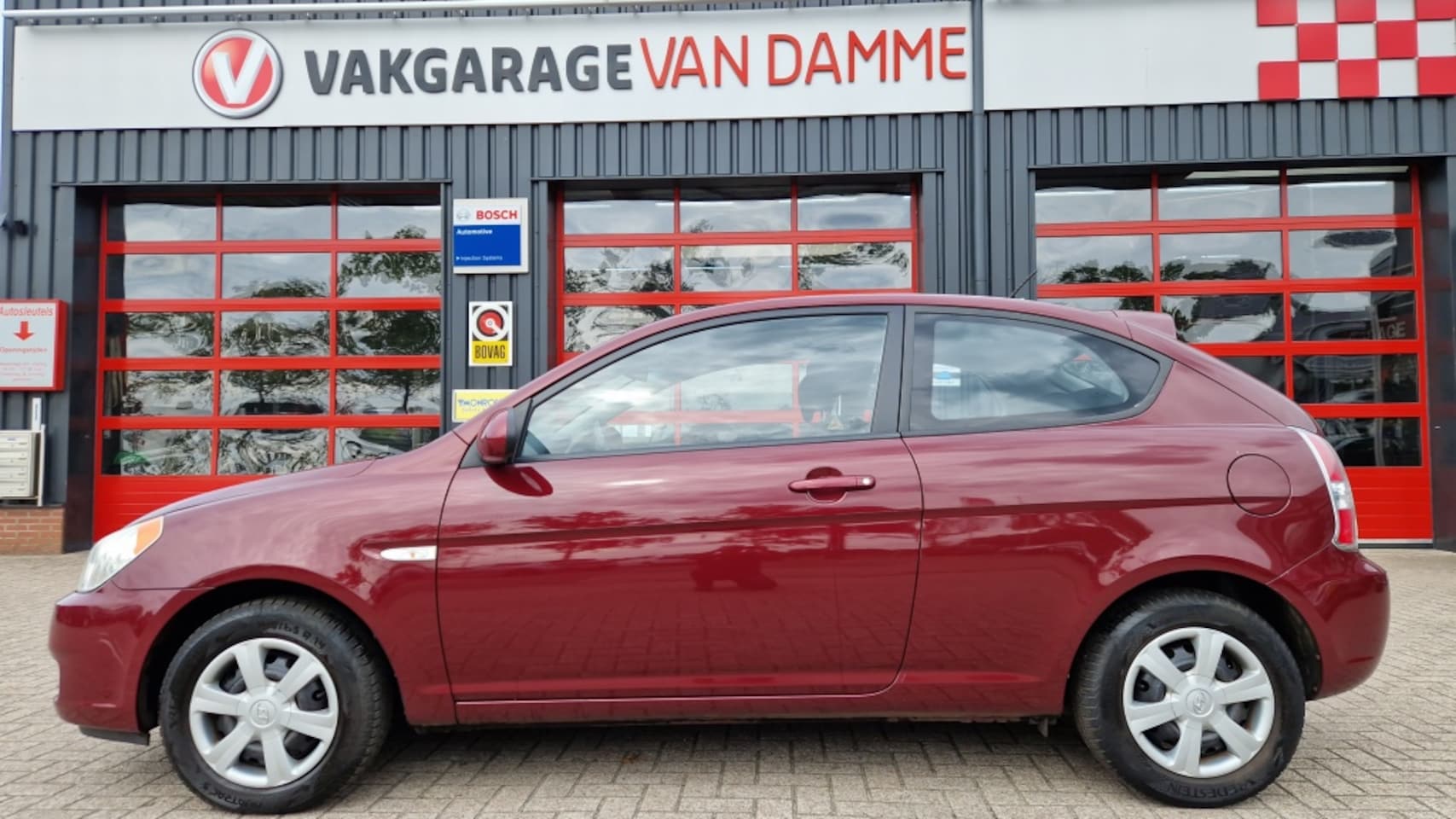Hyundai Accent - 1.4i Dynamic 1.4i Dynamic - AutoWereld.nl