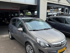 Opel Corsa - 1.4-16V Cosmo