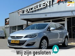 Opel Astra Sports Tourer - 1.4 Business +