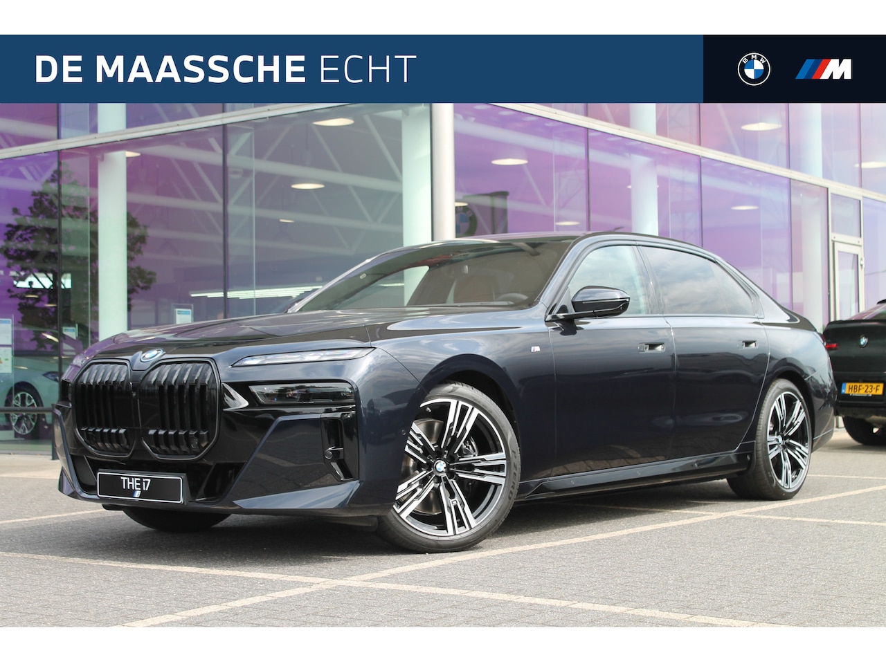 BMW i7 - eDrive50 High Executive M Sport / Panoramadak Sky Lounge / Bowers & Wilkins / Massagefunct - AutoWereld.nl