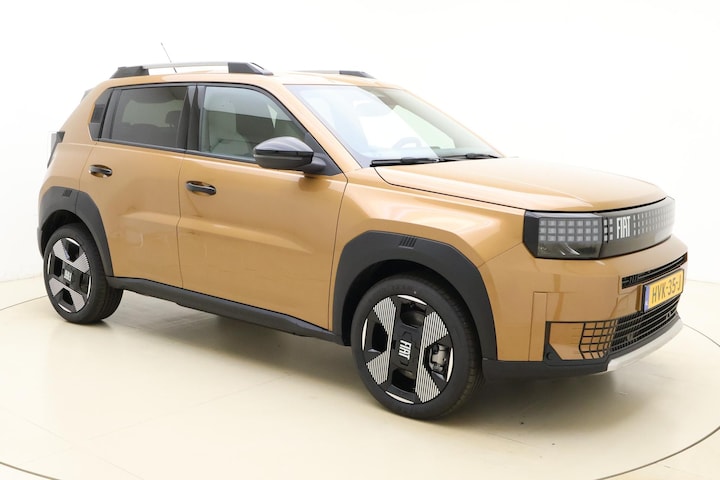 fiat-grande-panda-la-prima-11-kw-44-kwh-nieuw-model-navigatie-climate-control-camera-dakrails-st.jpg