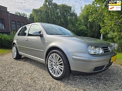 Volkswagen Golf - 1.6-16V Oxford