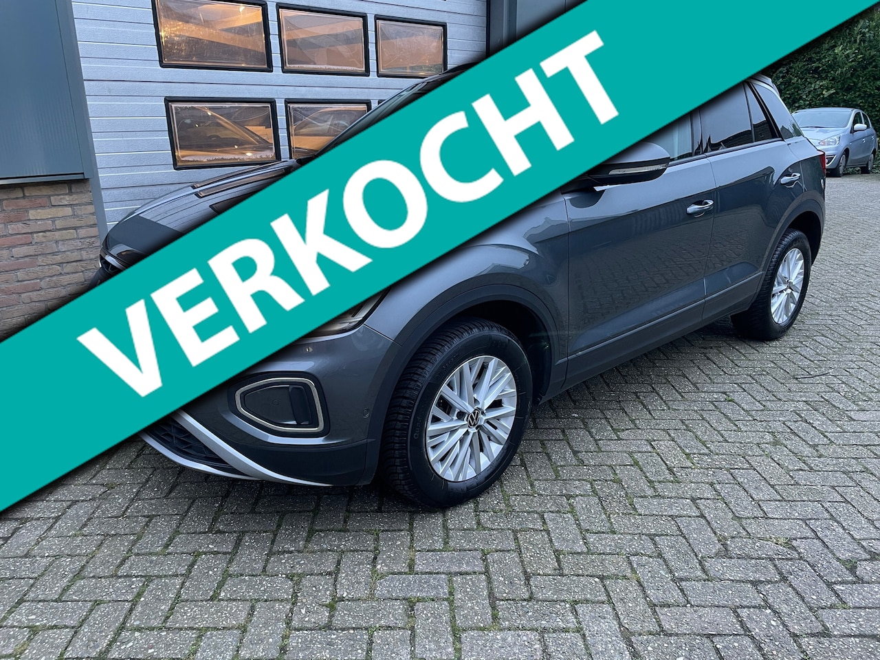 Volkswagen T-Roc - 1.0 TSI Life Business 1.0 TSI Life Business - AutoWereld.nl